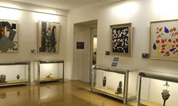 برگزاری نمایشگاه صد سالگی تاپیس در موزه جهان نمای نیاوران