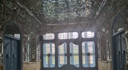 نگاهی به آینه کاری عمارت ابریشمی در گیلان