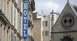 سه برابر شدن مالیات گردشگری پاریس سبب اعتراض هتلداران این شهر شد
