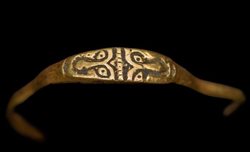 کشف یک حلقه طلای کمیاب قرون وسطایی در لهستان