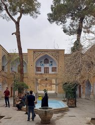 گذری به مدرسه های تاریخی در گذر بازار اصفهان