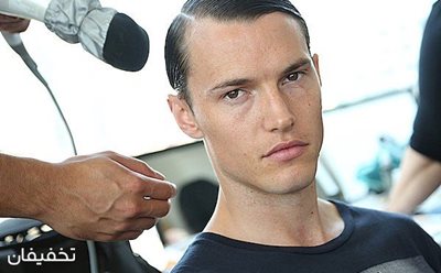 70% تخفیف کوتاهی مو به همراه شست و شو و حالت دهی  مو در سالن آرایش مردانه دیپلمات