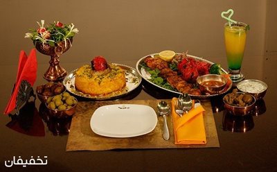تهران-یلدا-با-تخفیفان-طعم-خوش-غذاهای-ایرانی-به-همراه-موسیقی-زنده-در-رستوران-سنتی-مهدی-59740