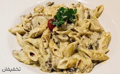 تخفیف ویژه عید: لازانیا پپرونی در رستوران ایتالیایی رامادا