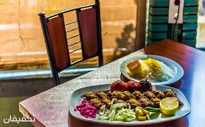 تهران-45-تخفیف-رستوران-پیاله-با-قدمتی-65-ساله-69612