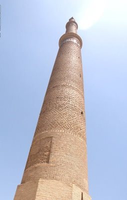 اصفهان-مناره-زیار-8181