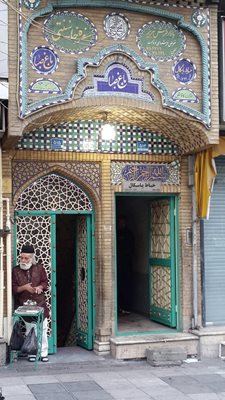 تهران-سفره-خانه-سنتی-باغ-صبا-7070
