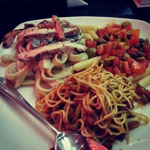 تهران-رستوران-ایتالیایی-لمزی-56012