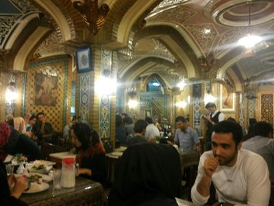 تهران-سفره-خانه-سنتی-آقا-بزرگ-29432