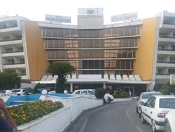 هتل پارسیان آزادی (نمک آبرود)
