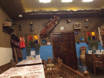 تهران-رستوران-خانجون-44114