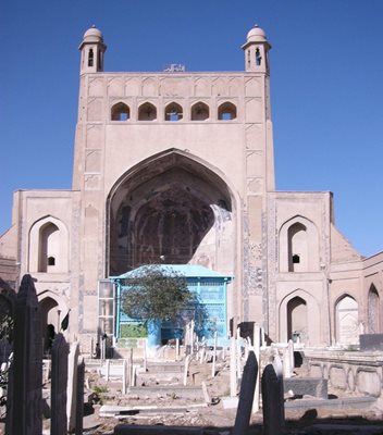تایباد-آرامگاه-خواجه-عبد-الله-3672