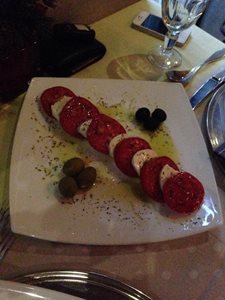 تهران-رستوران-ایتالیایی-نیلو-66095
