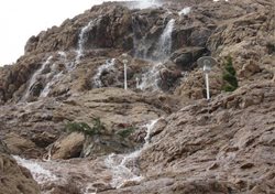 پارک آبشار مهدیشهر