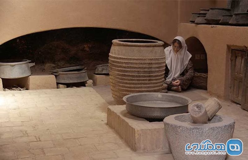 موزه سکه و مردم شناسی حیدرزاده