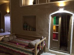 هتل سنتی خالو میرزا