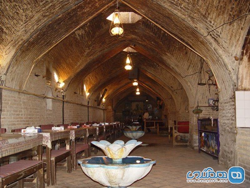 رستوران سنتی کاروانسرای سنگی زنجان