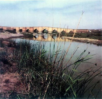 پل فرهادآباد