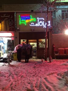تهران-رستوران-ایتالیایی-نیمکت-65744