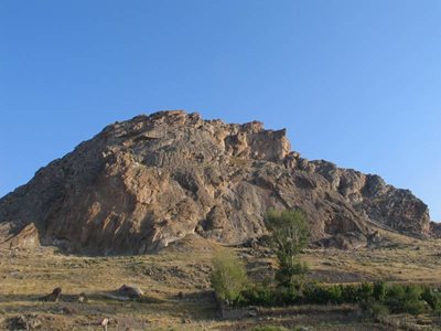 نیر-قلعه-بوینی-یوغون-36471
