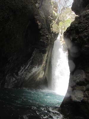 یاسوج-آبشار-تنگ-تامرادی-51605