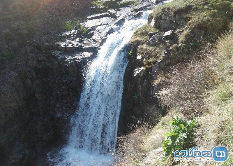 آبشار ماری دره سی