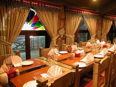 اراک-رستوران-سنتی-کوهستان-84081