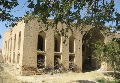 نطنز-کاخ-عباس-آباد-107527
