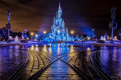 پاریس-دیزنی-لند-Disneyland-Paris-114281