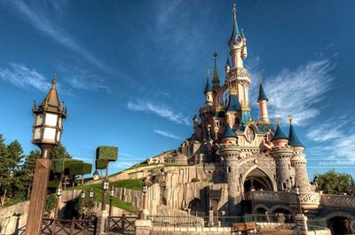 پاریس-دیزنی-لند-Disneyland-Paris-114284