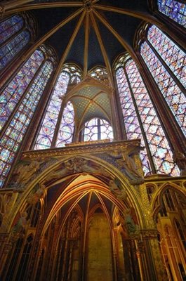 پاریس-کلیسای-دروازه-بهشت-Sainte-Chapelle-114315