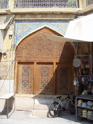 شیراز-بازار-وکیل-شیراز-114897