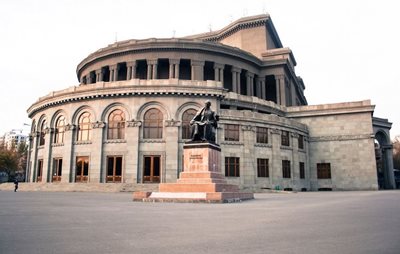 ایروان-اپرای-ایروان-Yerevan-Opera-Theater-115127