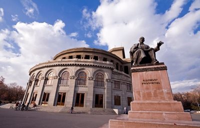 اپرای ایروان Yerevan Opera Theater