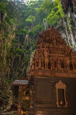 کوالالامپور-معبد-باتوکیو-غارهای-باتو-Batu-Caves-116653