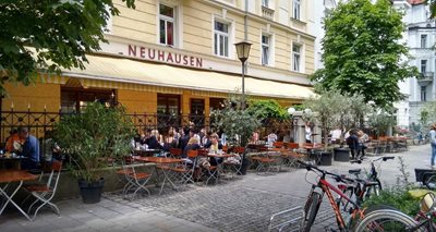 مونیخ-کافه-Cafe-Neuhausen-118316