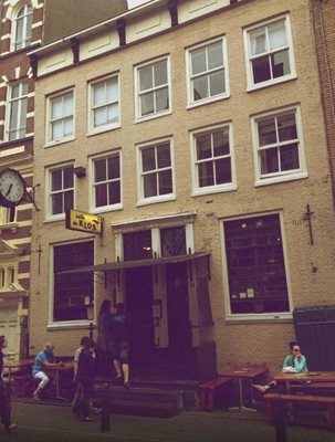 آمستردام-کافه-رستوران-Cafe-De-Klos-120068