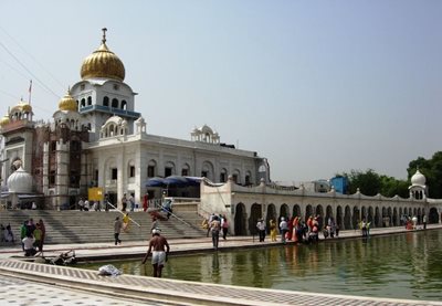 دهلی-نو-معبد-Gurudwara-Bangla-Sahib-120494