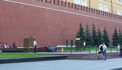 مسکو-آرامگاه-لنین-Lenin-s-Mausoleum-120912