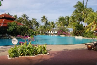 لنکاوی-هتل-ساحلی-مریتوس-Meritus-Pelangi-Beach-Resort-Spa-121138