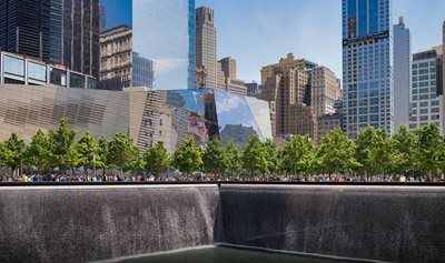 نیویورک-میدان-یادبود-11-سپتامبر-9-11-memorial-museum-121706