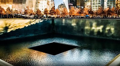 نیویورک-میدان-یادبود-11-سپتامبر-9-11-memorial-museum-121707