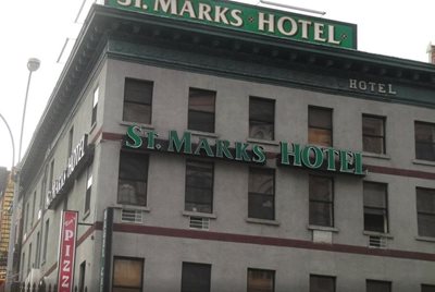 نیویورک-هتل-St-Marks-122130