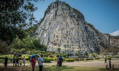 پاتایا-کوه-بودا-Buddha-Mountain-Pattaya-122810