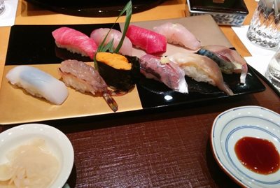 توکیو-رستوران-Kyubey-Main-Restaurant-124279