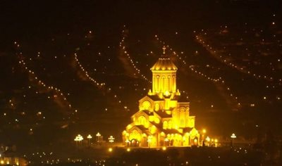 تفلیس-کلیسای-اسمیندا-سامبا-Tbilisi-Sameba-Cathedral-127471