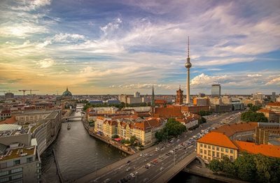 برلین-برج-مخابراتی-فرنشترم-Fernsehturm-Berlin-128186