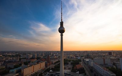 برلین-برج-مخابراتی-فرنشترم-Fernsehturm-Berlin-128187