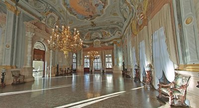 ونیز-قصر-کارزانیچو-Ca-Rezzonico-132740