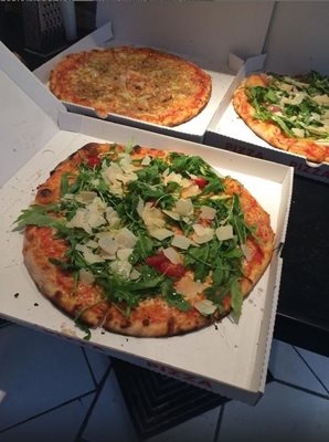 دوسلدورف-پیتزا-تراتوریا-Pizzeria-Trattoria-Romantica-133217